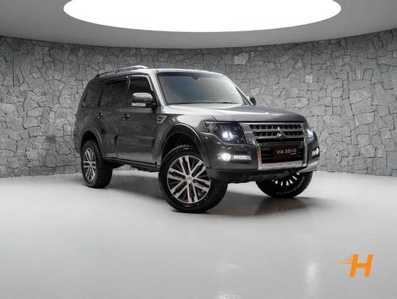 MITSUBISHI PAJERO FULL 3.2 HPE 4X4 16V TURBO INTERCOOLER DIESEL 4P AUTOMÁTICO MITSUBISHI PAJERO FULL 3.2 HPE 4X4 16V TURBO INTERCOOLER DIESEL 4P AUTOMÁTICO